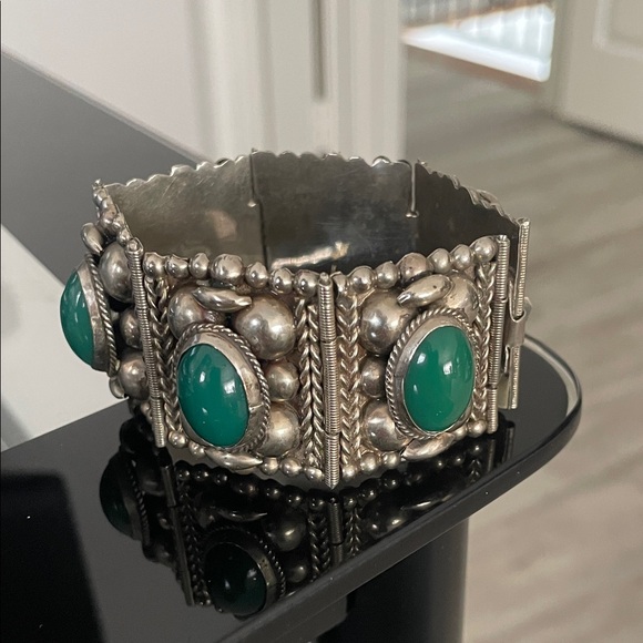 Vintage Silver Bracelet with Green Stones -Mexico - Picture 7 of 9